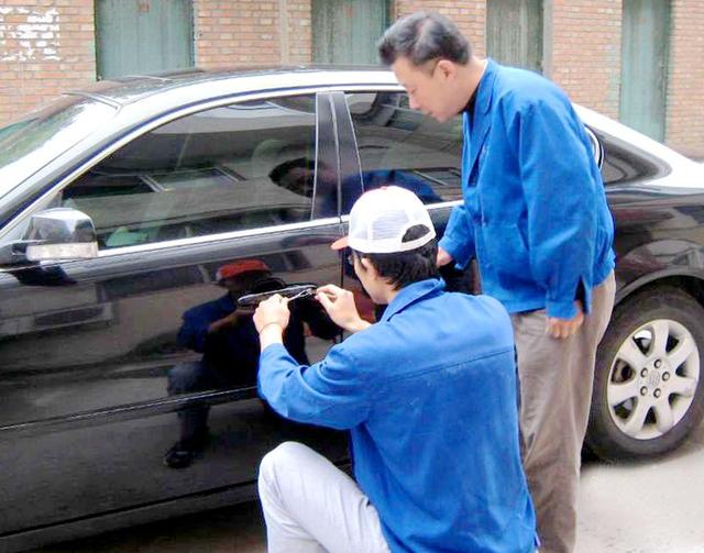 果洛开锁公司：车钥匙坏了怎么办